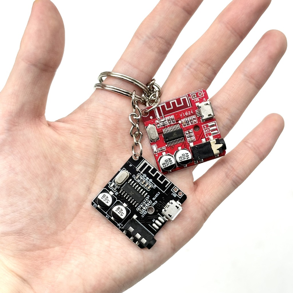 Tech Accessories Board - Brelok w stylu cyberpunk z płytką