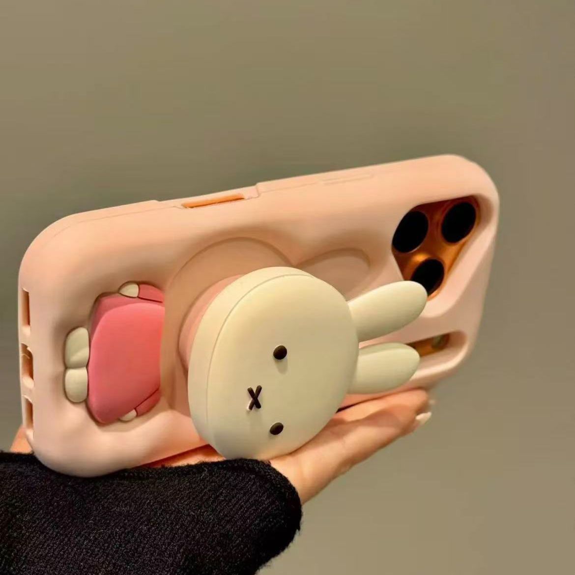 Kreskówkowe, trójwymiarowe etu – Mobile Tech Accessories recenzja i cena