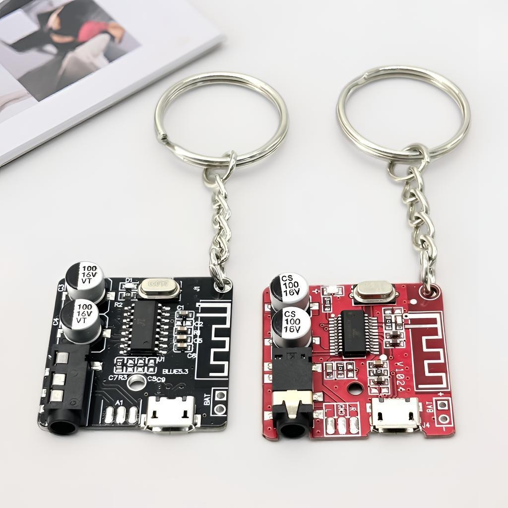Brelok w stylu cyberpunk z pły – Tech Accessories Board recenzja i cena